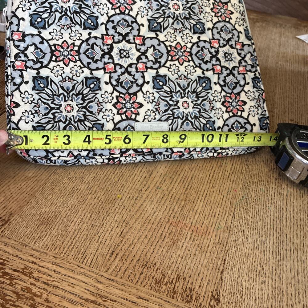 Vera Bradley Quilted Laptop Zip Around Case 14X11 LISBON Gray Blue Coral Pink - Picture 8 of 9